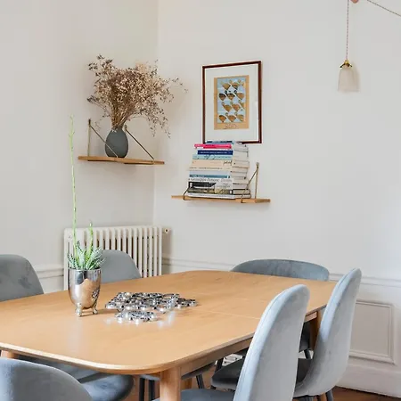 Apartment Veeve - Beauty Among The Bustle *